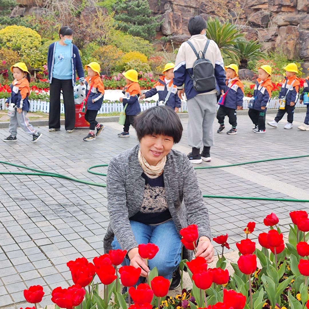 萱萱✧*。٩(ˊωˋ*)و✧*。