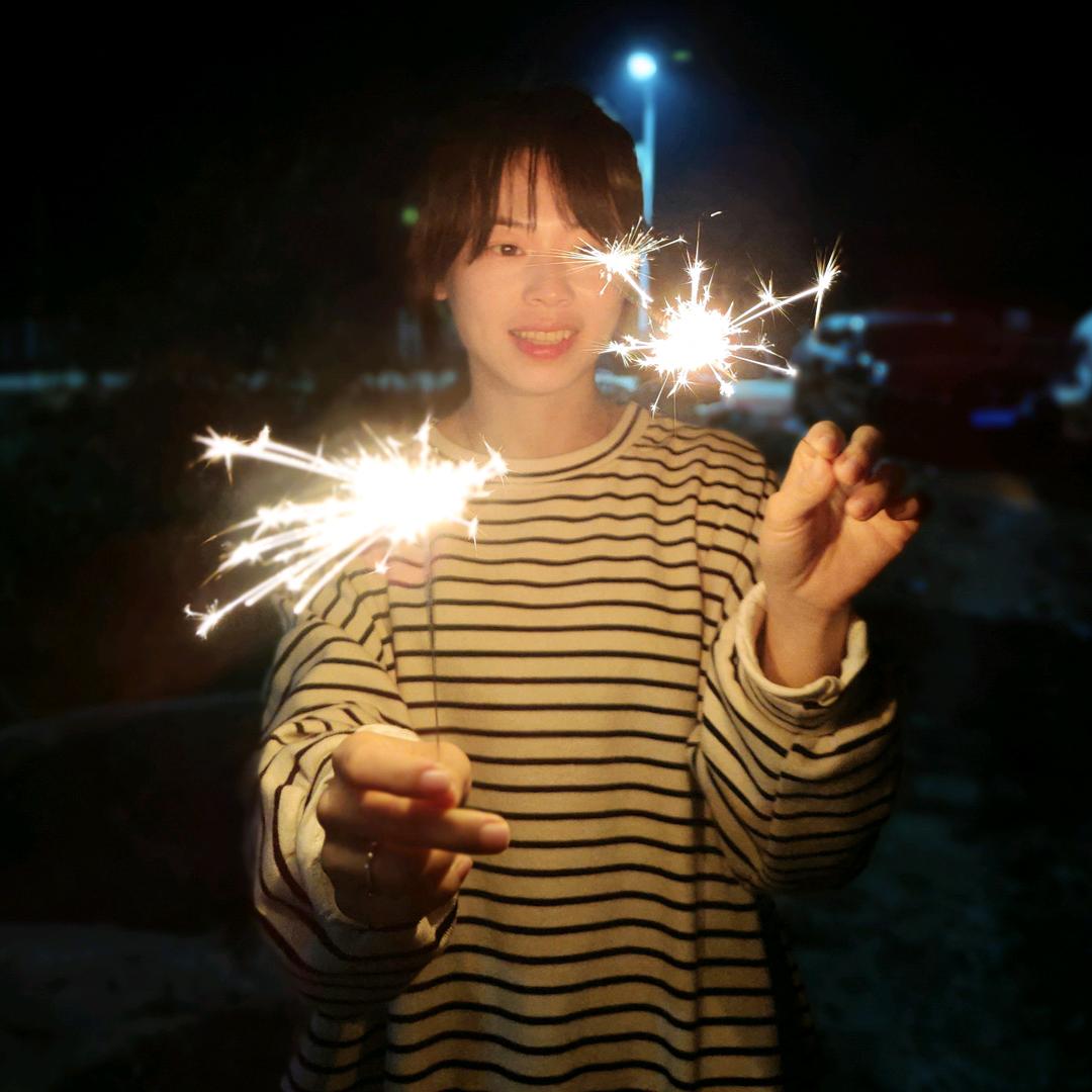柒柒
