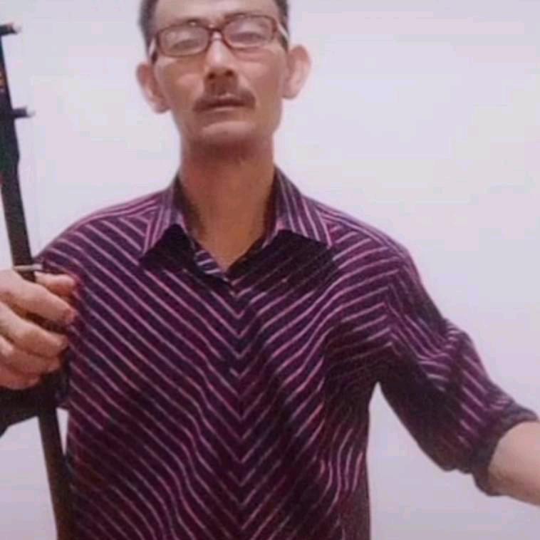说不来普通话不认识字