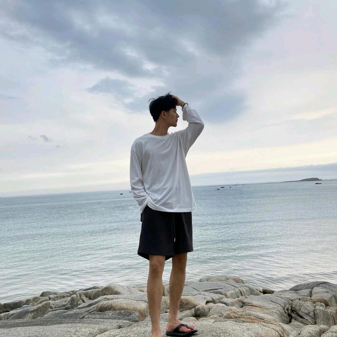 ღ🦅᭄ꦿ࿐眼底深处的蓝