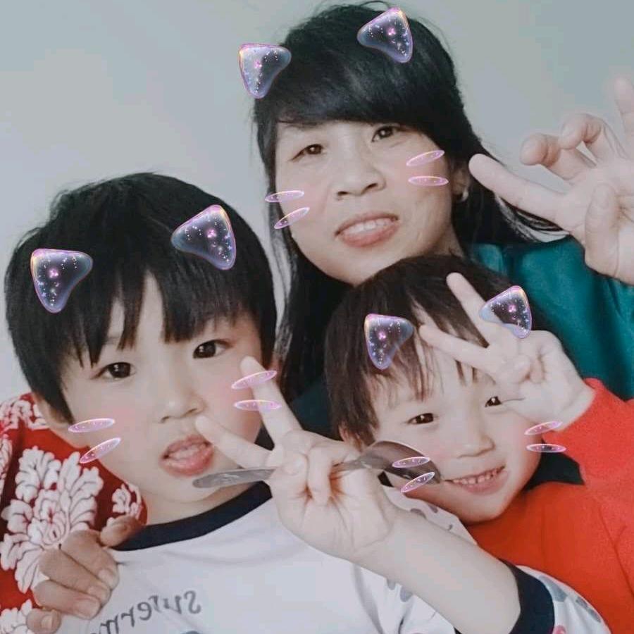 瞿.