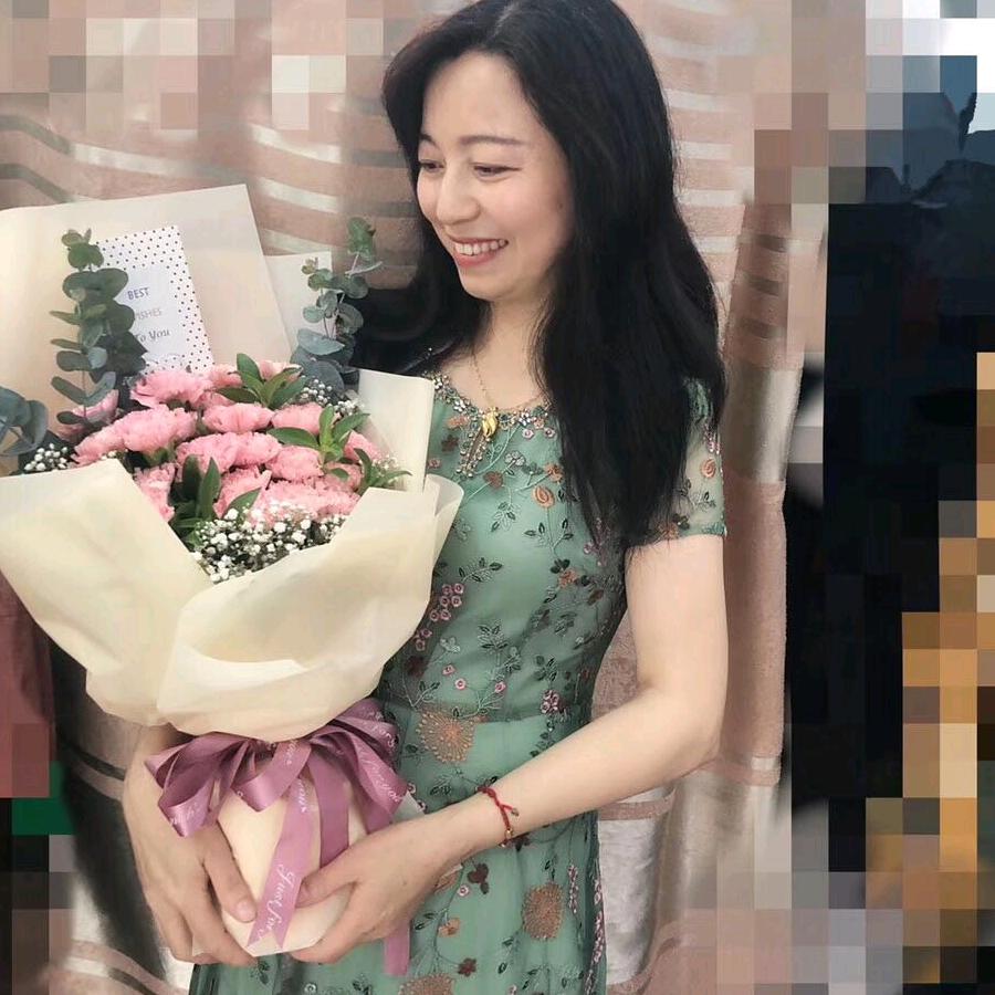 阿兰精品女装