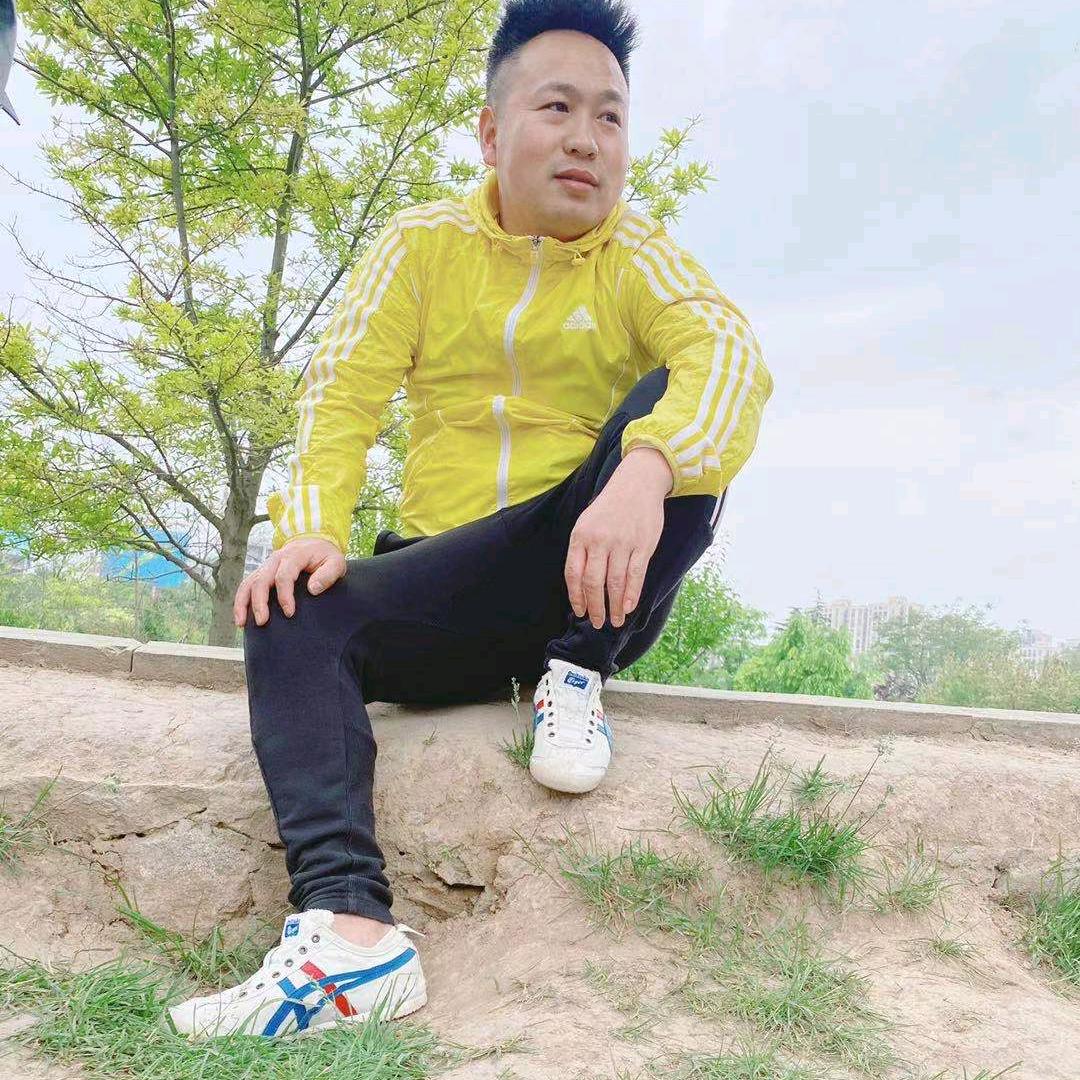 西安市云岫美发（工业大学店）