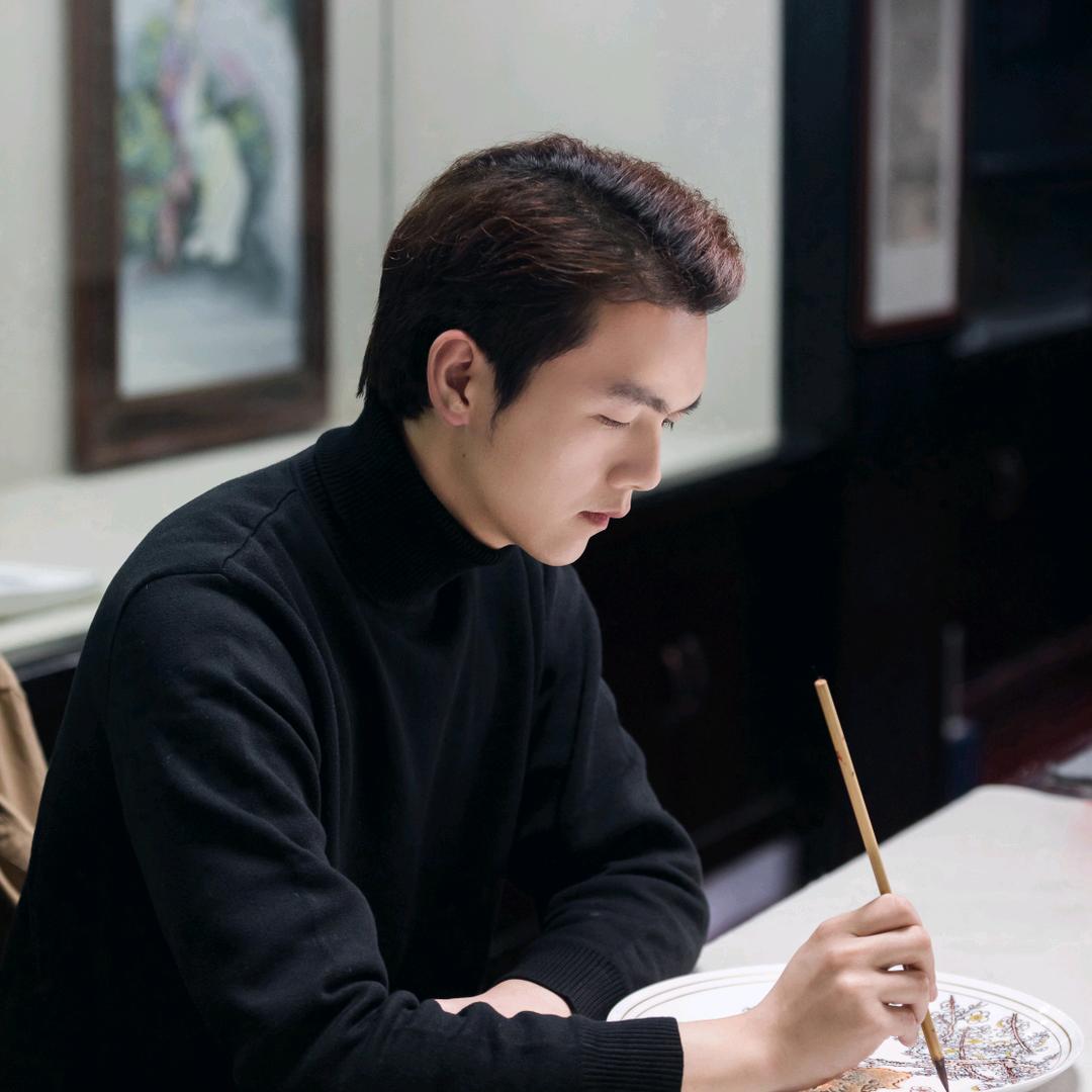 张润川    松茂世家