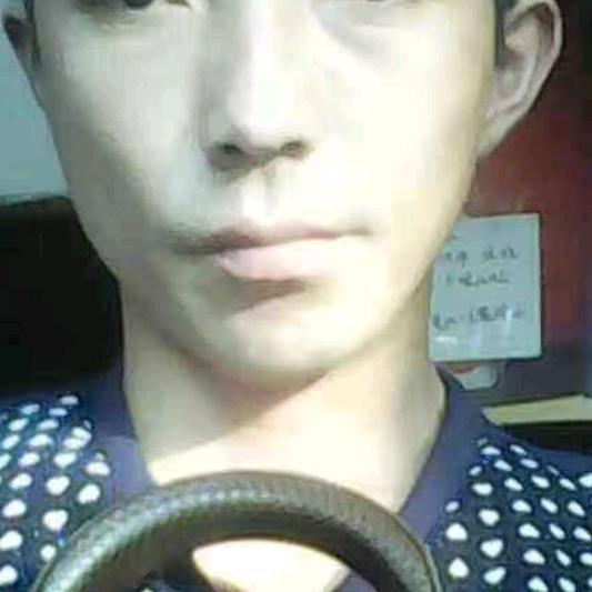 君临天下谁来陪