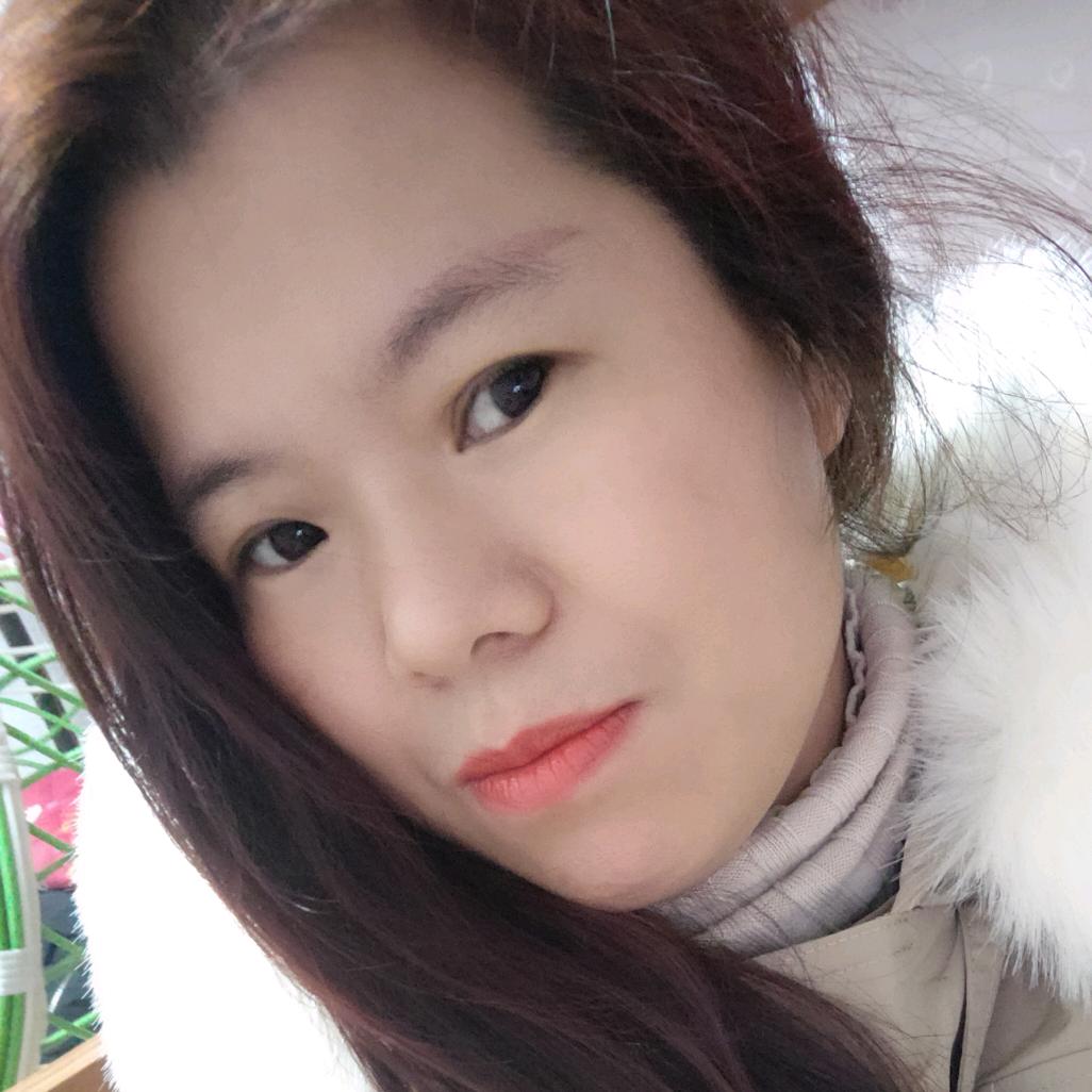 育婴师，黄丽婷