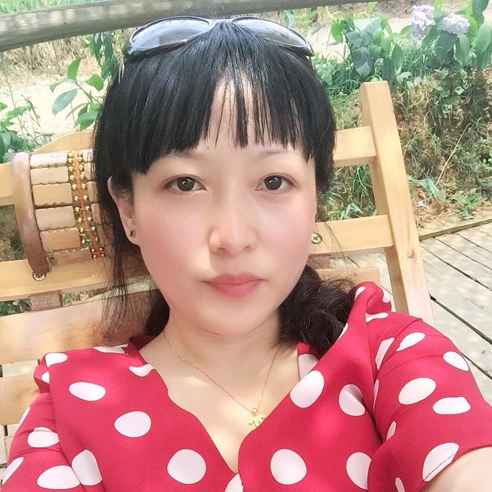 乐山万人小区锦成品牌服庄(沐若良装旁边)