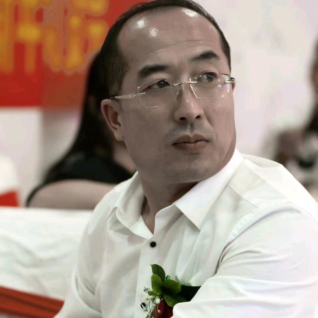 金雕令酒业