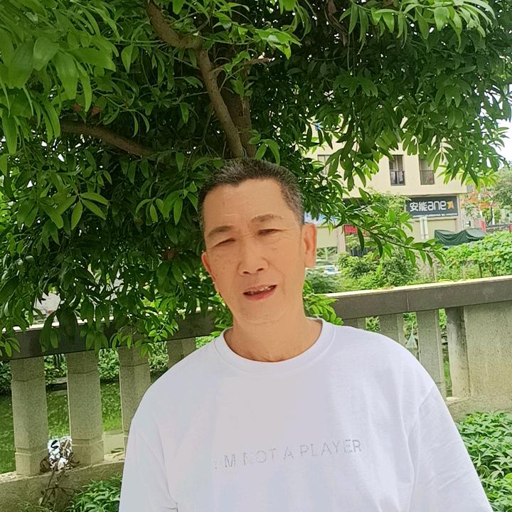 佳哥