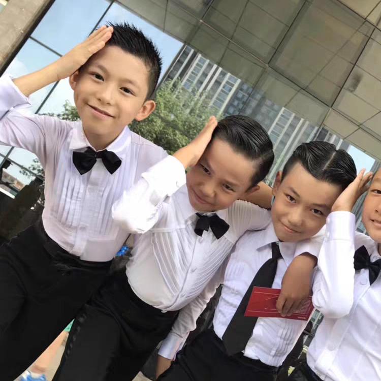 后花园的小捣蛋