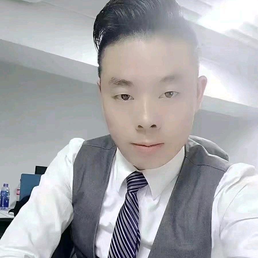 六枝特区诚鑫房产经纪有限责任公司