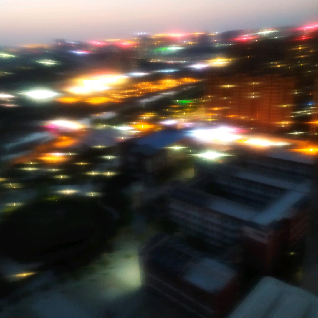 静心如佛，善待人心