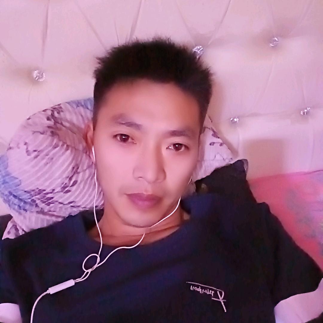 擦肩而过