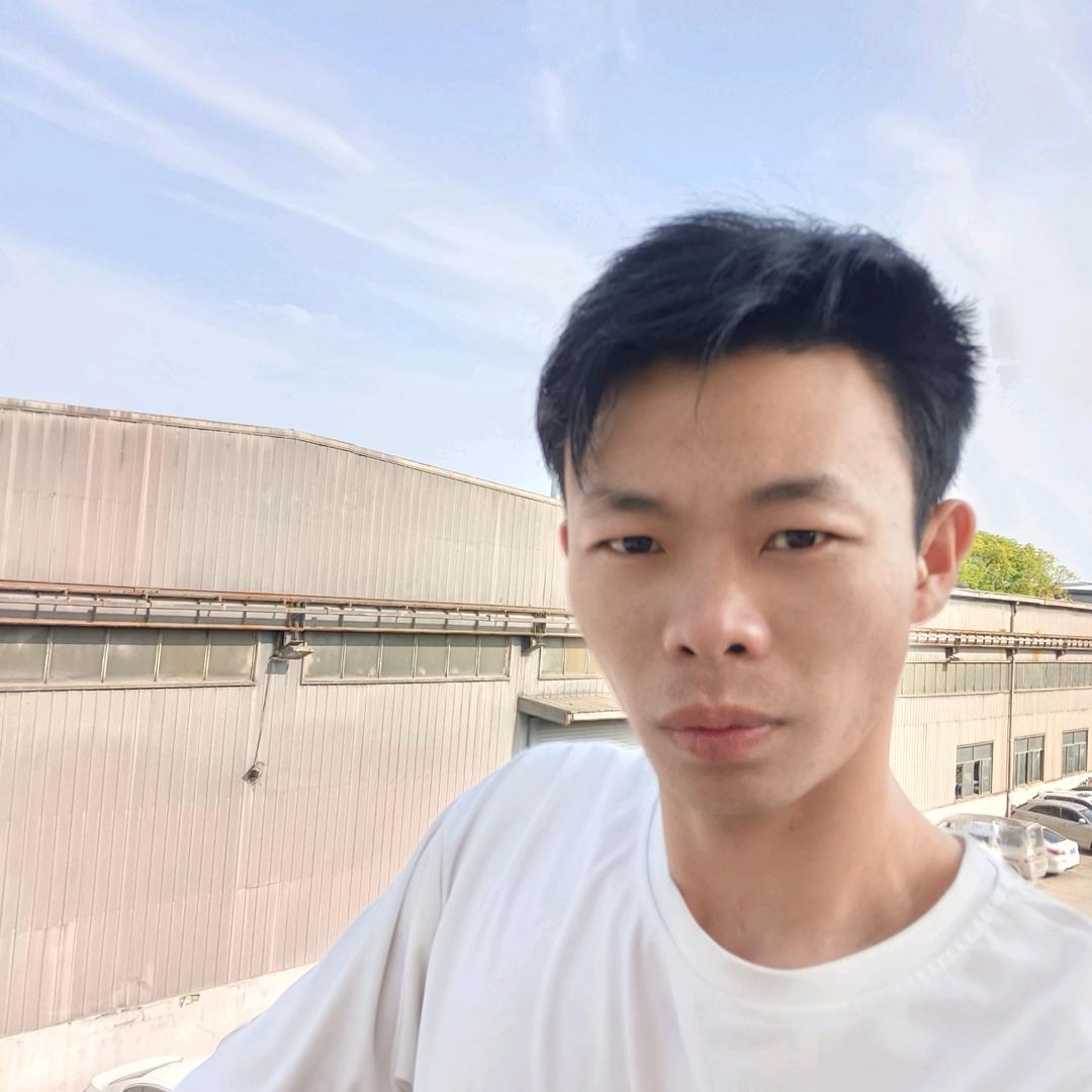 梁心