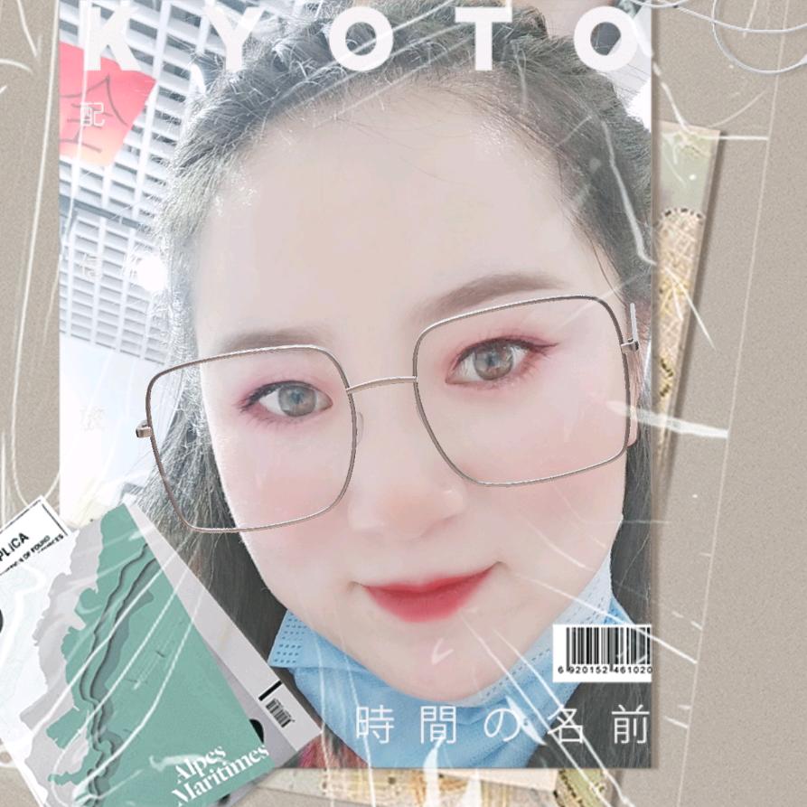 银川怀远夜市有一家鞋摊（睛美眼镜对面）