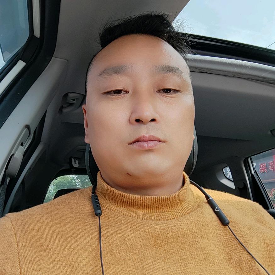 李  哥    三   个    亿