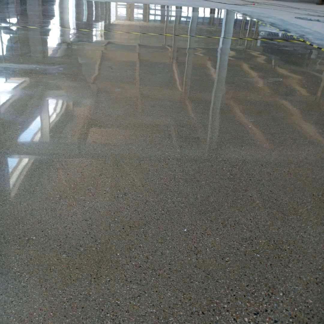 专业做固化剂地坪