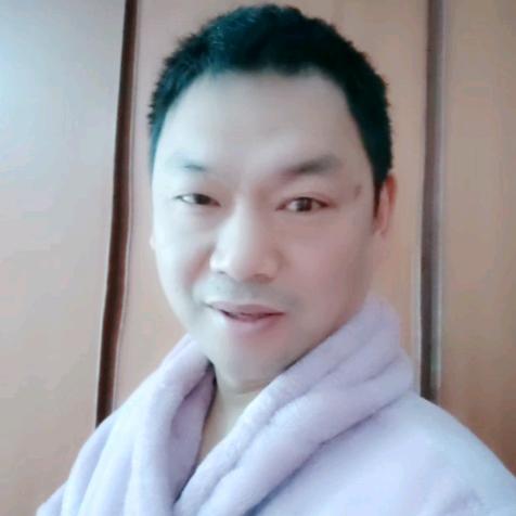 王宏伟帅哥会跳舞赞必回