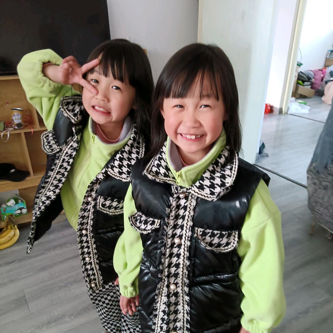 张妞，