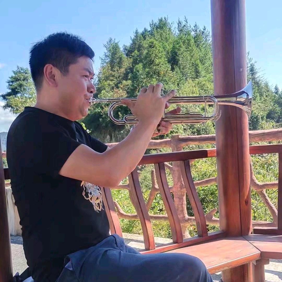不凡小同学