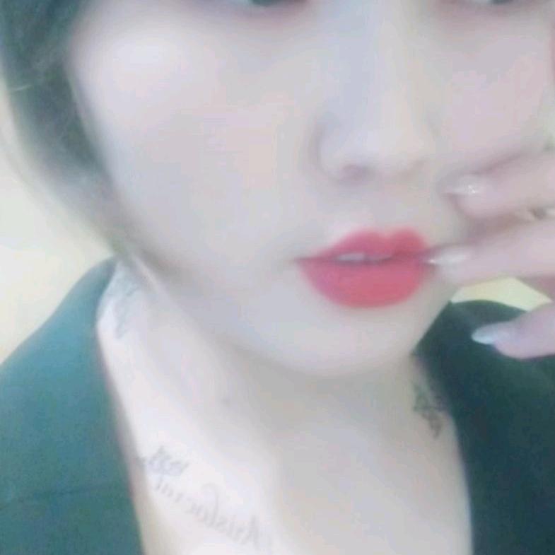 佳佳 辣妹
