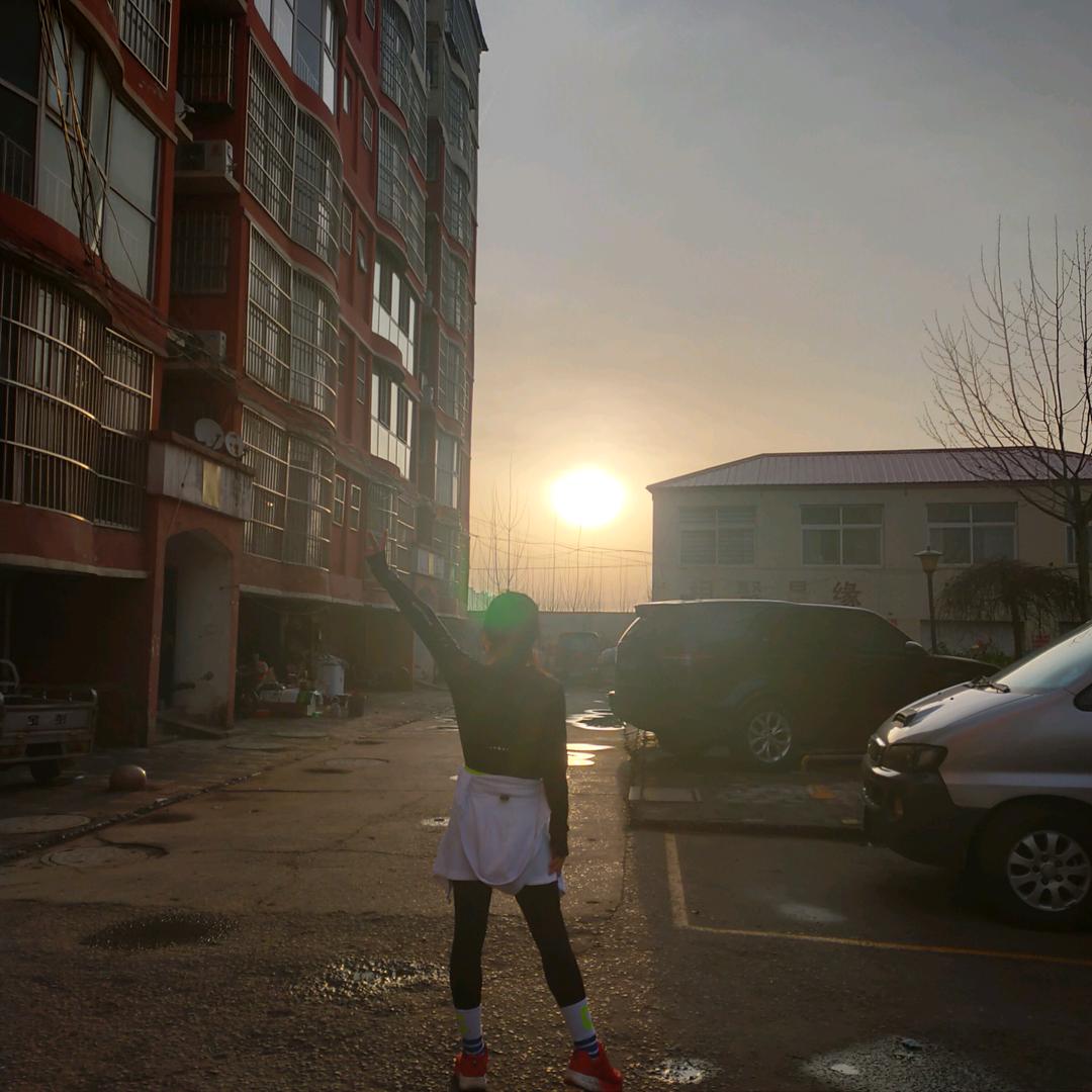 奔跑的80后💪🌹