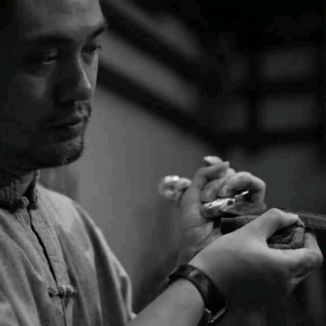 雷民茶启、香刀