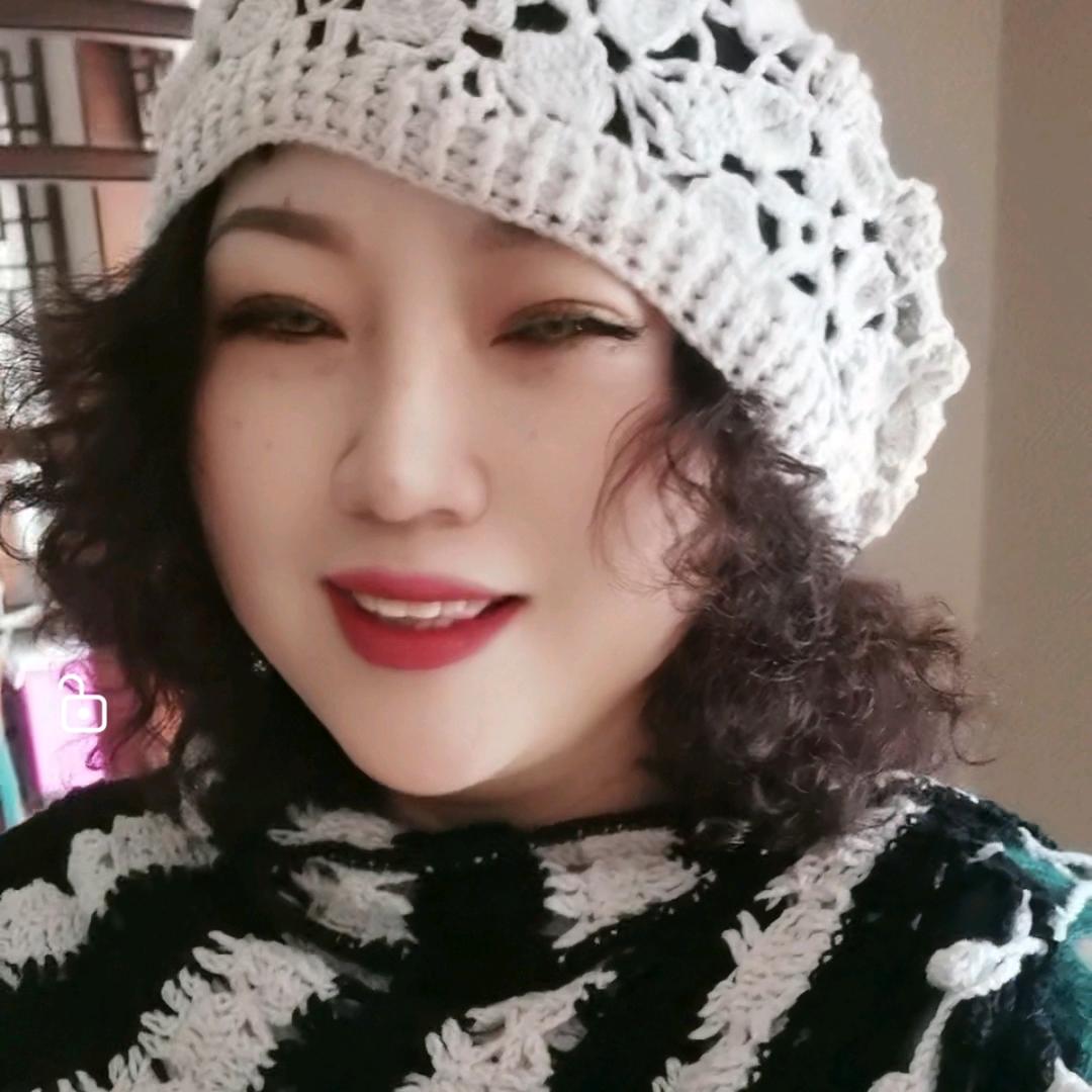 颖儿爱编织