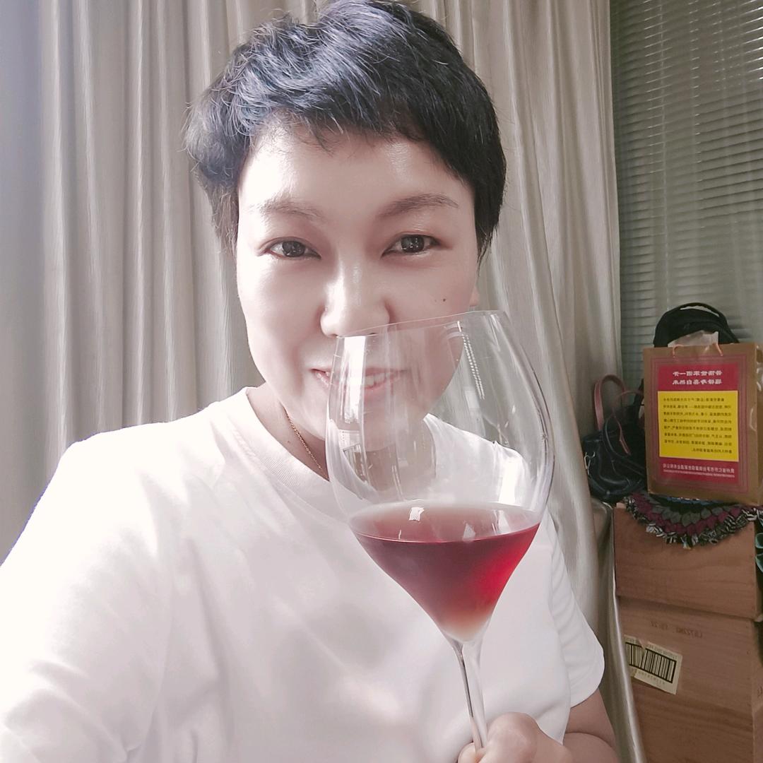 红酒姐姐