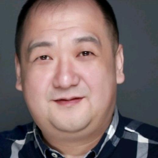 龙哥，（说事）