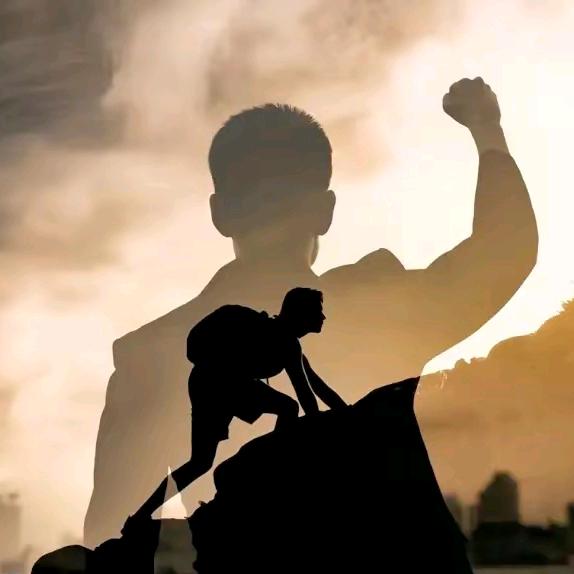 （中崛华起单招培训）王老师👨‍🏫