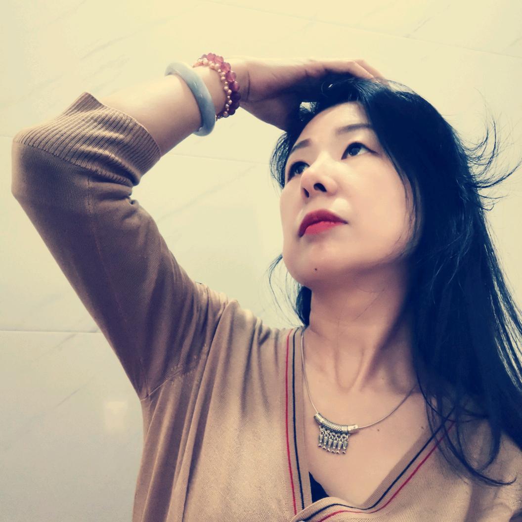 襄县·纳紫服饰（梦希蓝护肤品专营）