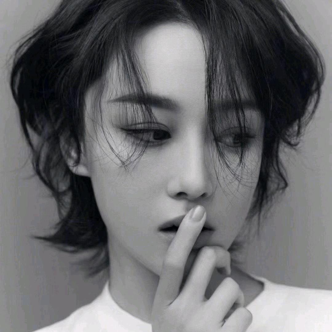 指间生花美甲