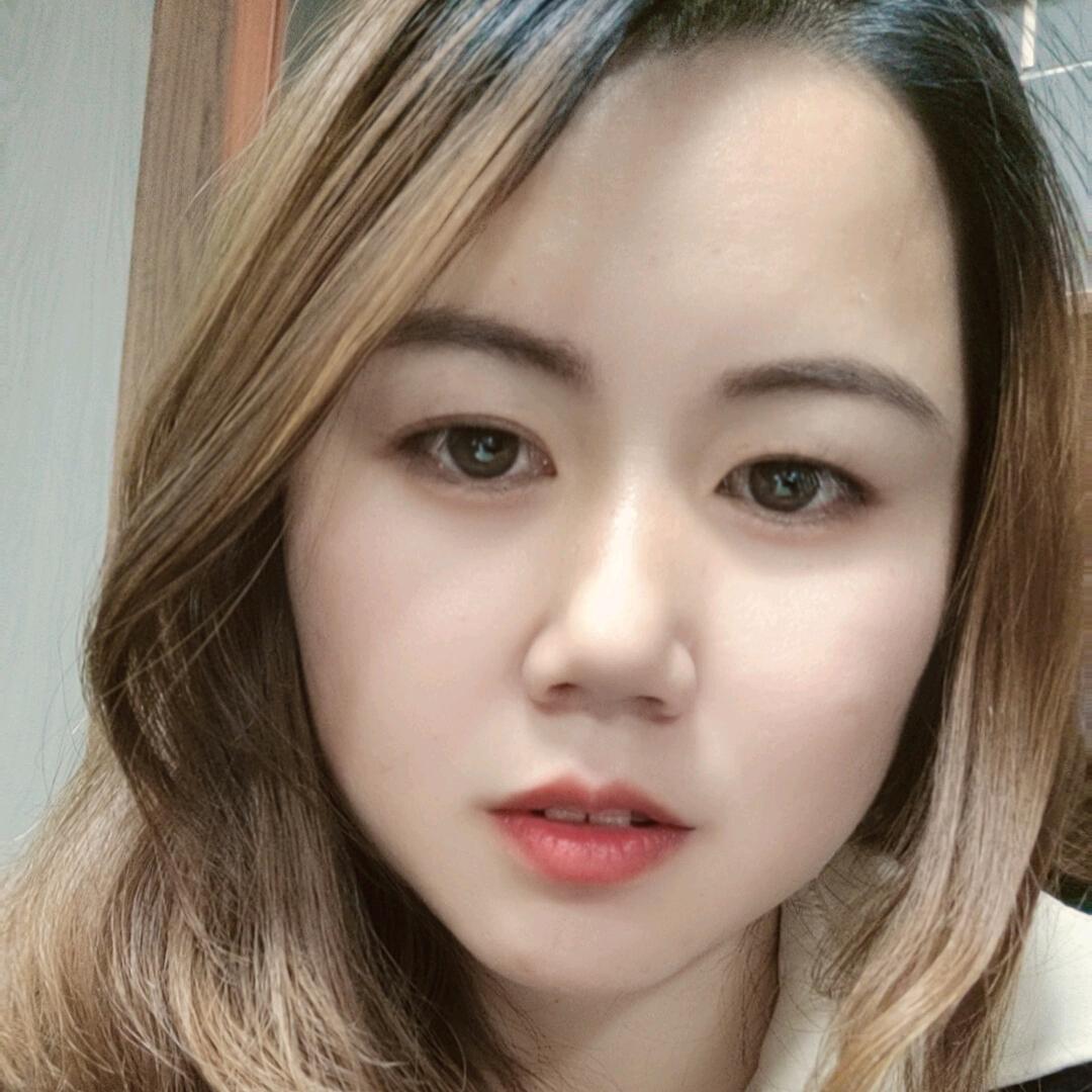 在人间做门的小姐姐