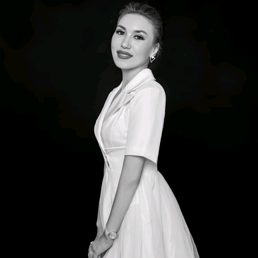 主持人Ruxangul🎤孕中期