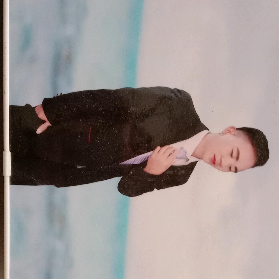 单身小哥哥一个