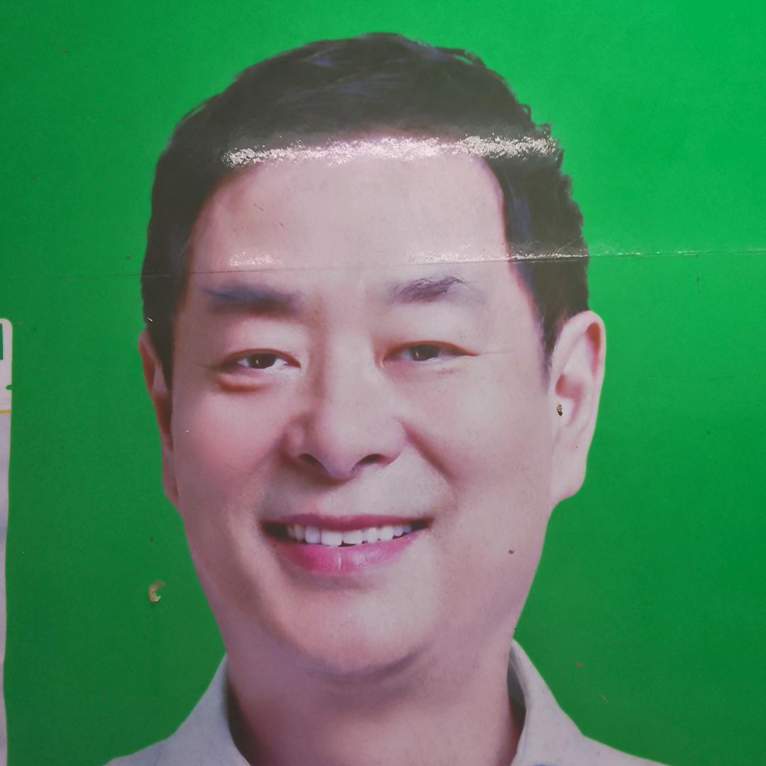 周哥哥我