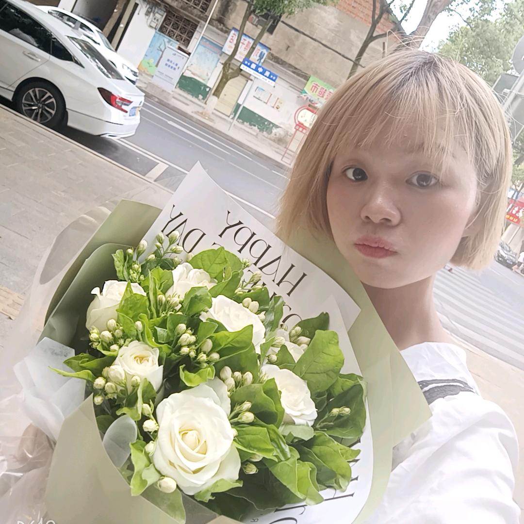 岳阳县兰心花坊店