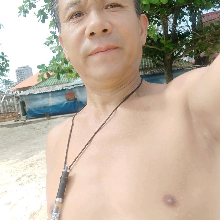 下期城朱兴邦当代著名诗人