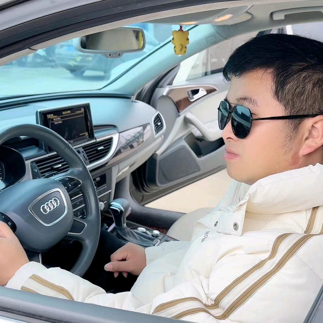 内乡县腾飞二手车
