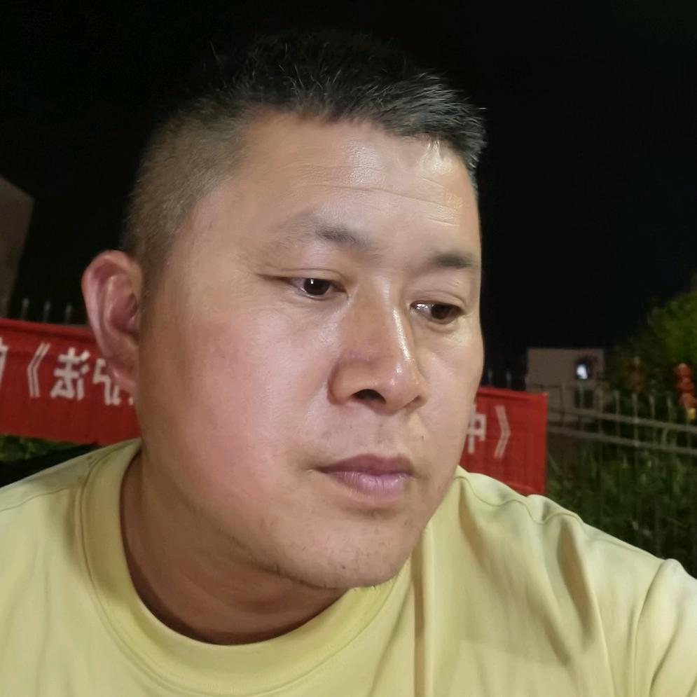 石城鲜果农水果店 张哥