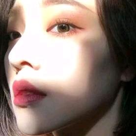 @💋爱穿高跟鞋的沈女士👸🏻😘💅