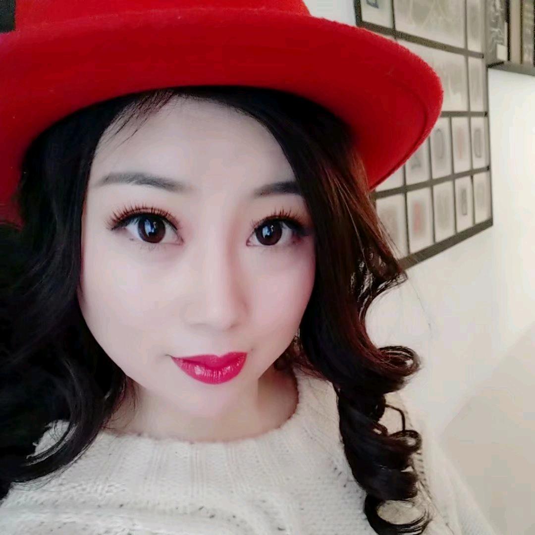 小V