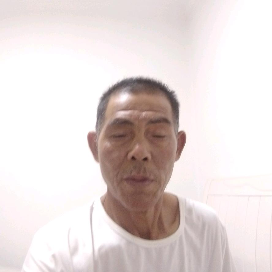 潘