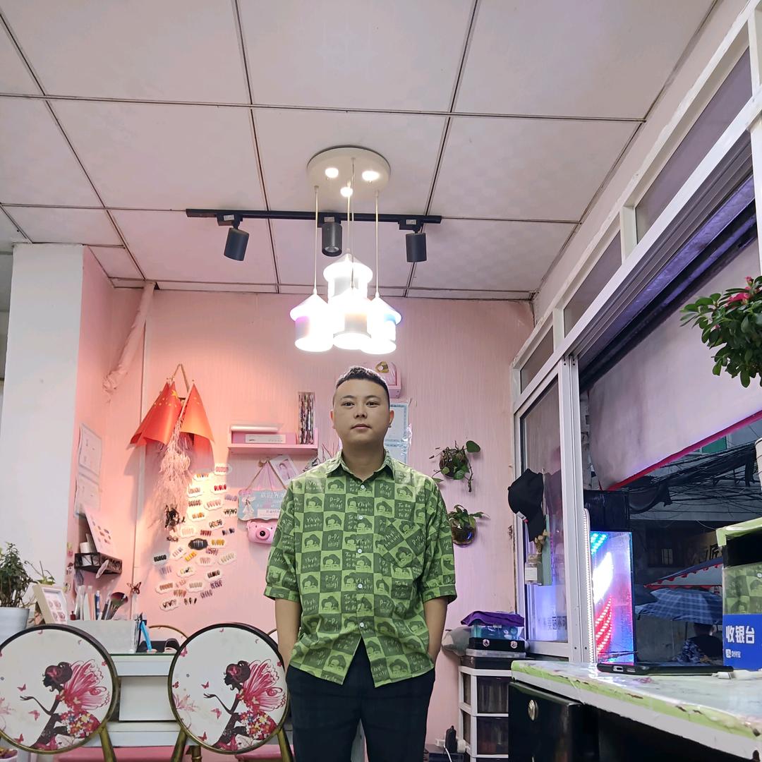 一切随袁，但我绝不信