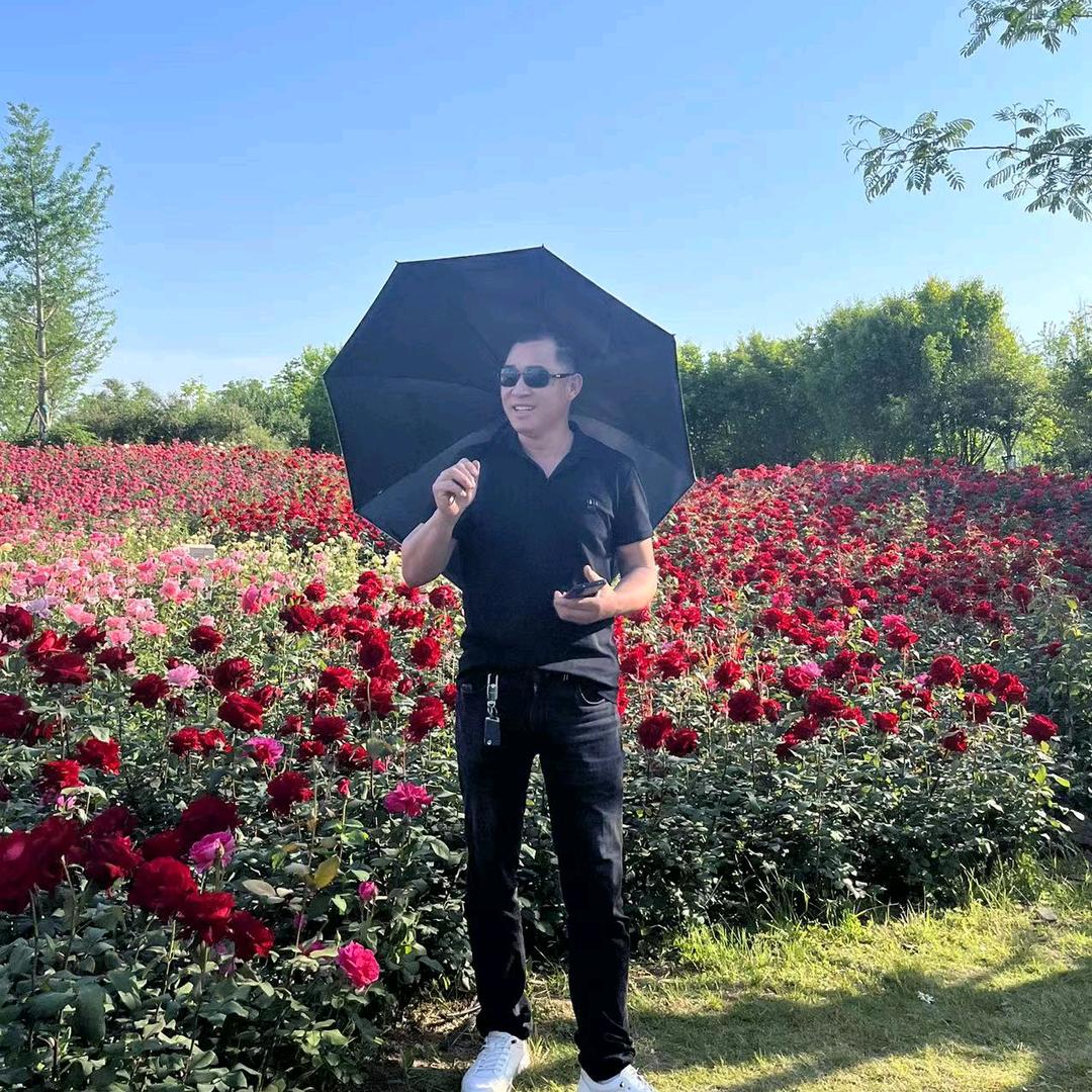 潇洒哥（承接地坪售沙石水泥建材）