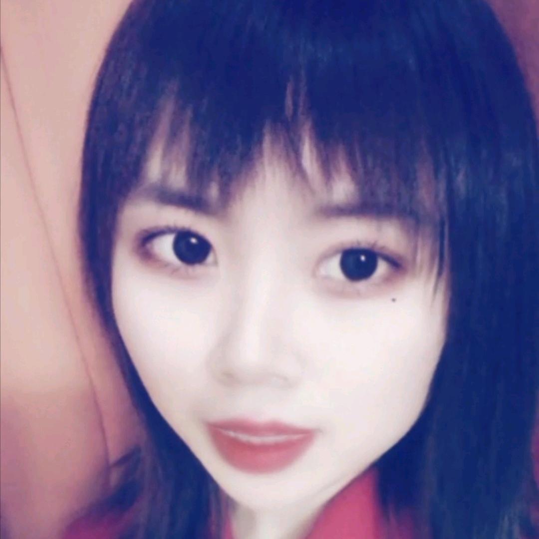 嫣然一笑