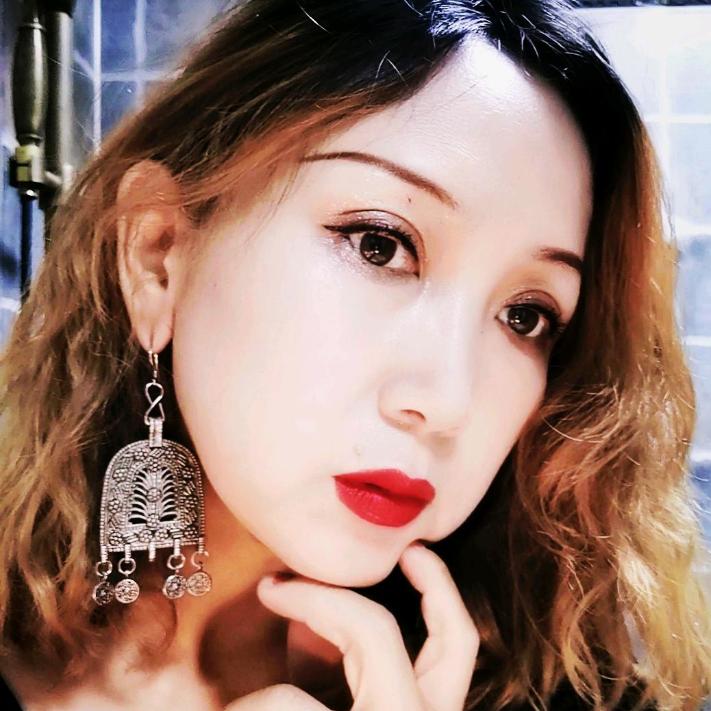 画家艾辉