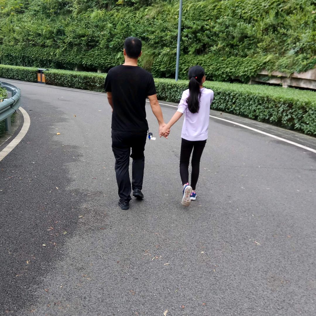 江小北