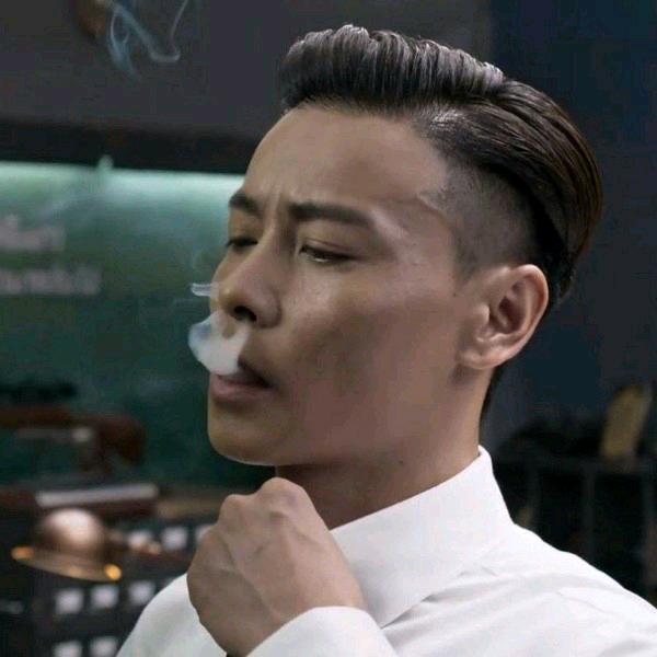 三少